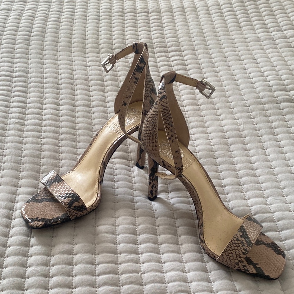 Vince Camuto Snakeskin Heels in Tan and Brown